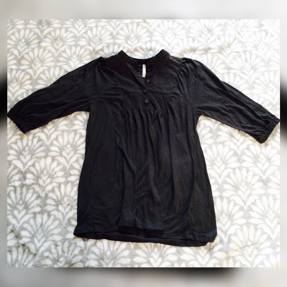 Grey Old Navy Peasant Top 🐘👓
