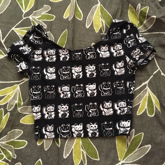 Japanese lucky cat crop top