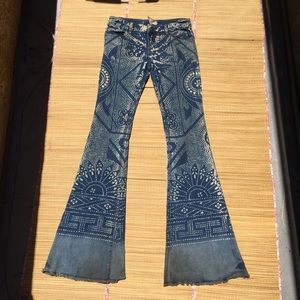 AMAZING free people bell bottom jeans size 25
