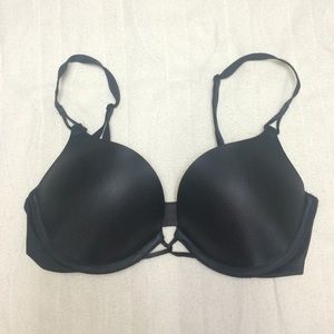 Victoria's Secret black bombshell bra size 32C