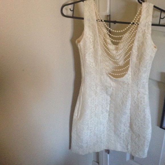 Lace Dress With Pearls View 2