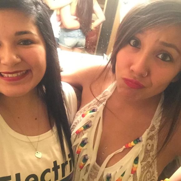 Meet your Posher, Stephany - Picture 1 of 1