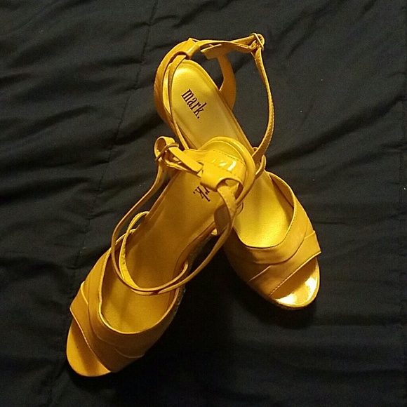 mark. By Avon Wedges - Picture 2 of 3