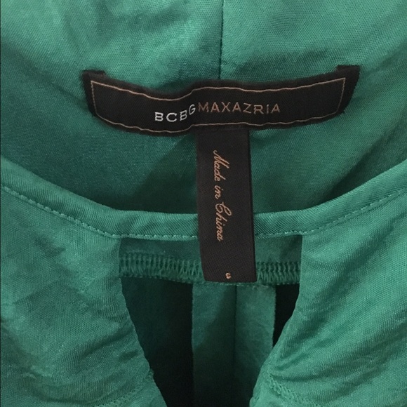 Beautiful BCBG tiered top-emerald green - small - Picture 2 of 2
