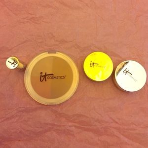 "RESERVED" It cosmetics bundle