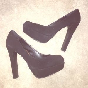 Steve Madden pumps