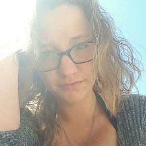 Meet your Posher, Madalyn