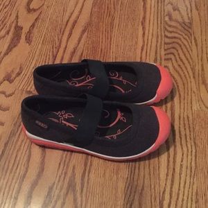 Keen Yoga shoes
