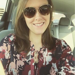 Meet your Posher, Abby