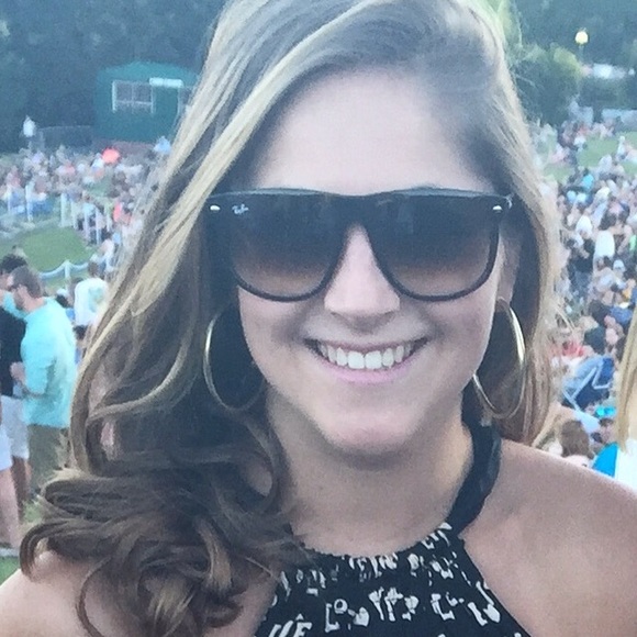 Lightly used Rayban Sunglasses - Picture 4 of 4