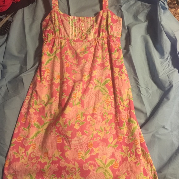 White tag size 8