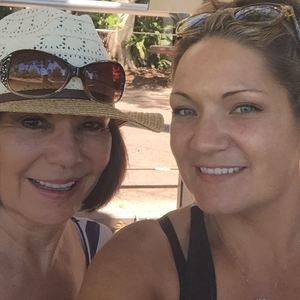 Meet your Posher, Myla