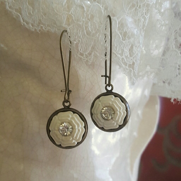 Earrings: vintage button