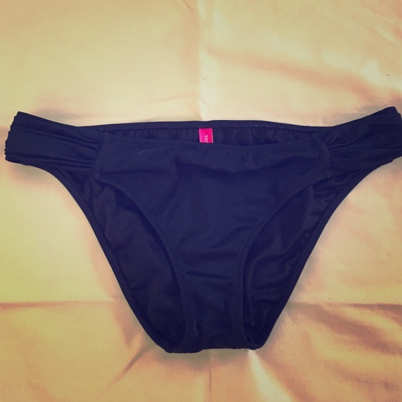 ⚡️🔥 LAST CALL!! Victoria's Secret bikini bottom