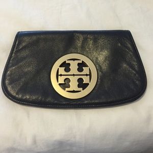 Tory burch clutch
