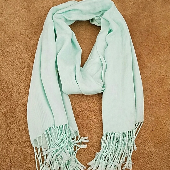 Mint scarf