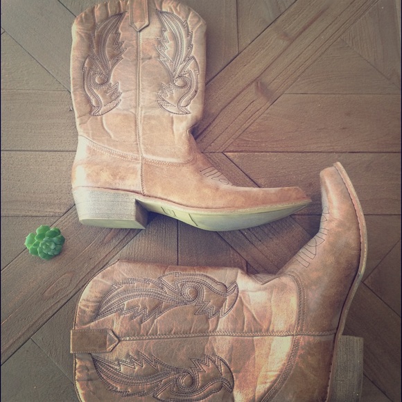 💚Coconuts by Matisse 💚 Gaucho Cowboy boots