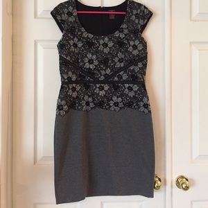 Ann Taylor floral scoop neck dress