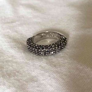 Lia Sophia Kiam Family Size 6 ring