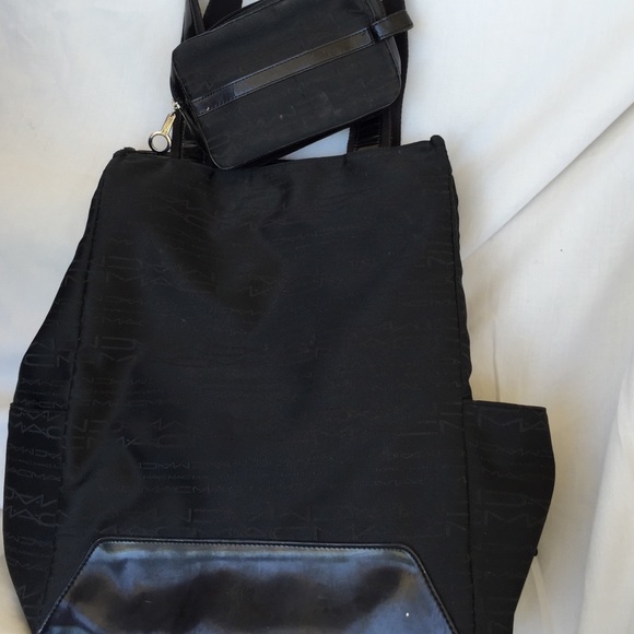 MAC COSMETICS makeup bag