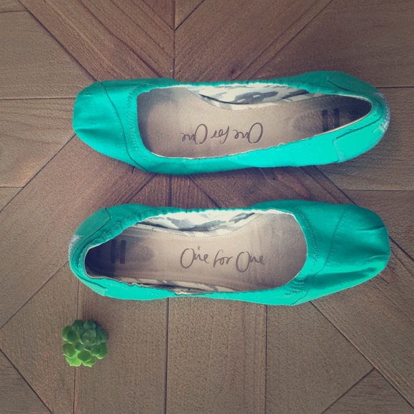 TOMS 💚 Alessandra Ballerina Flat 💚 Emerald Green