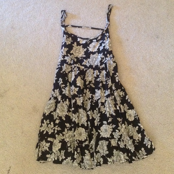 brandy Melville jada dress