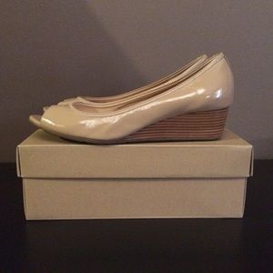 COLE HAAN NIKE AIR NUDE PEEP TOE WEDGES Size 11