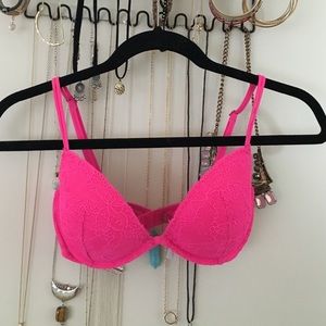 PINK VS bra