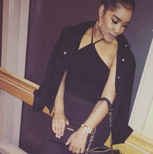 Meet your Posher, Lela