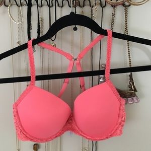 Pink VS bra