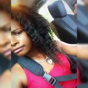 Meet your Posher, Taja