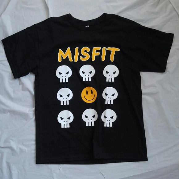 Tee Shirt - Picture 2 of 3