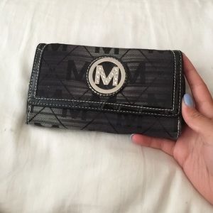 Black wallet