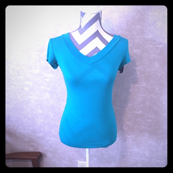 NWT Mossino Shirt