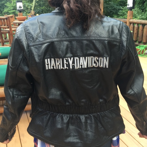 Harley Davidson jacket zipout outlining