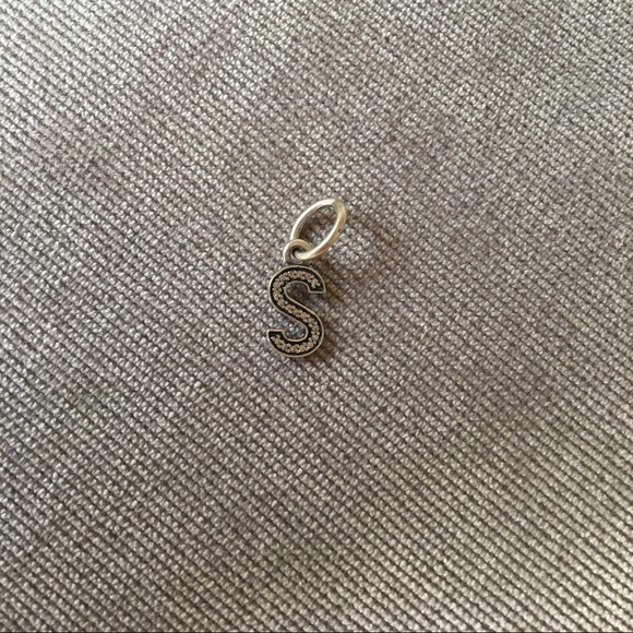 PANDORA letter charm