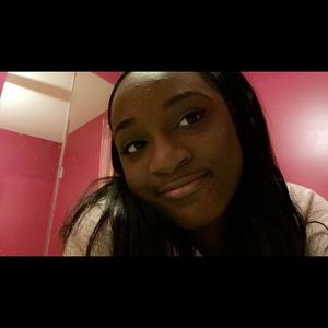 Meet your Posher, Fatima