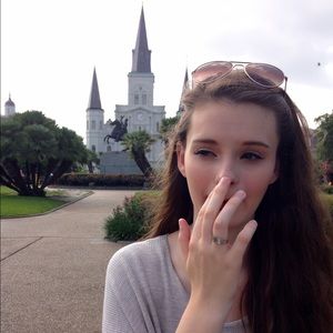 Meet your Posher, Camille