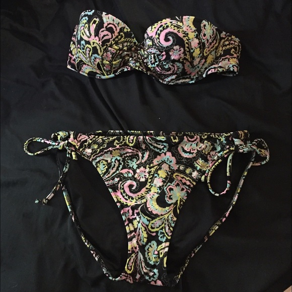 Victoria's Secret strapless bikini