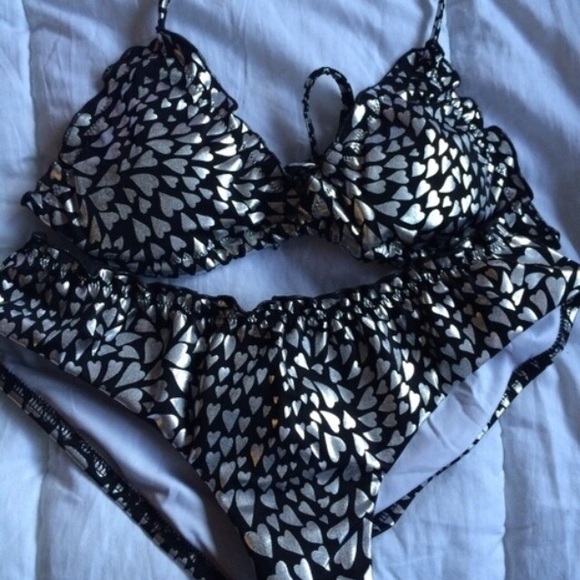 Silver Heart VS Bikini - Picture 2 of 4