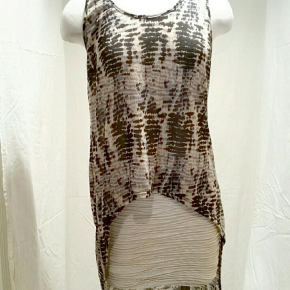 Lush Brand HI Low Tuxedo Long Blouse