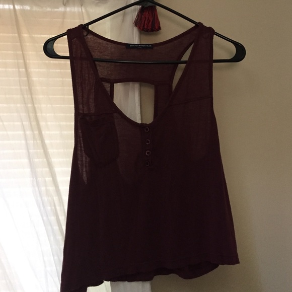 Brandy Melville crop top