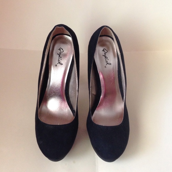 Qupid black pumps