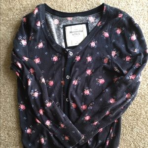 Abercrombie & Fitch Flower Sweater