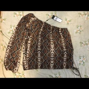 BCBG one shoulder "Wilder" printed top NEVER WORN