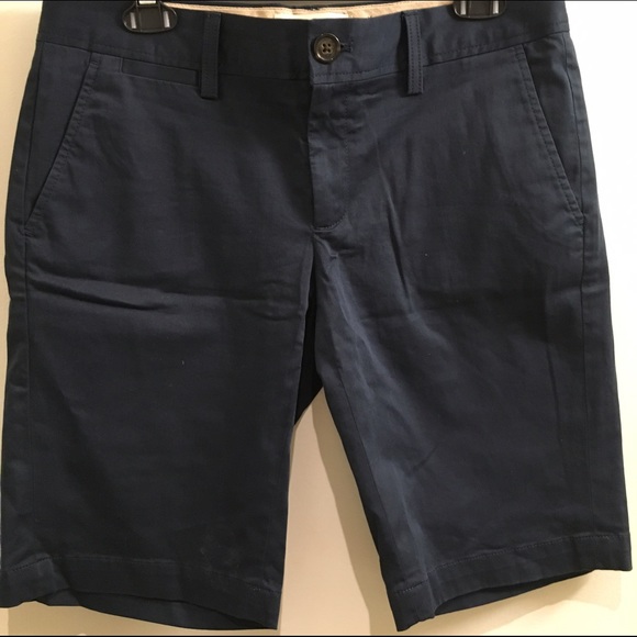 Navy Banana Relublic Bermuda short