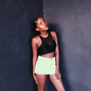 Meet your Posher, Tanisha