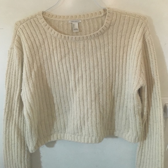 Amazing cream cropped sweater