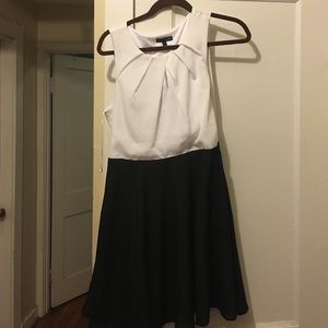 Cute black and white chiffon express dress