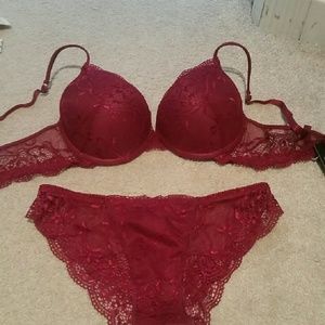 Matching bra and pantie set